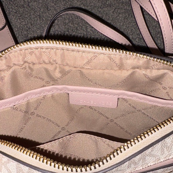 Michael Kors Pink and Cream Crossbody Bag - Picture 2 of 4